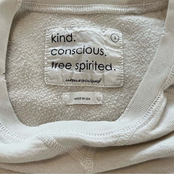 Unsubscribed Crew Neck Long Sleeve Be Kind Lightweight Distressed Sweatshirt S - Picture 10 of 16